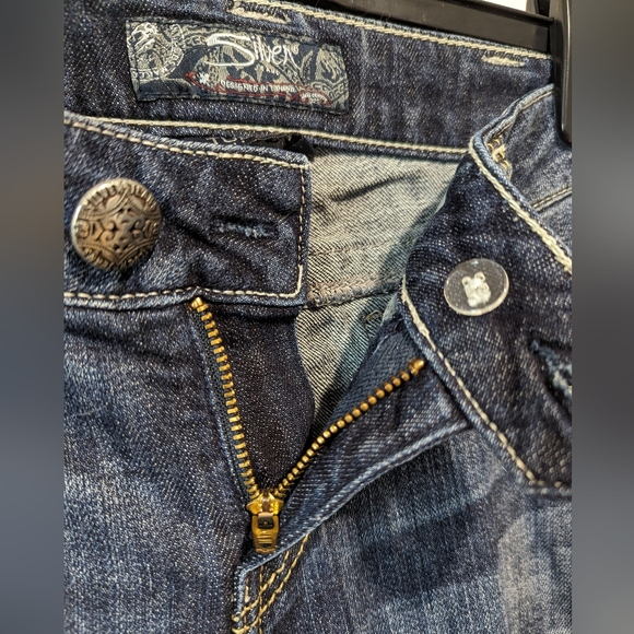 Silver Jeans Tuesday W30 L33 Dark Wash Flare Jeans - Picture 6 of 7